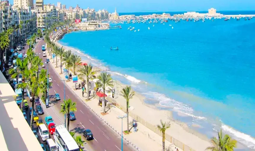 Tagesausflug nach Kairo vom Hafen Alexandria – Pyramiden, Museum & Geschichte hautnah erleben