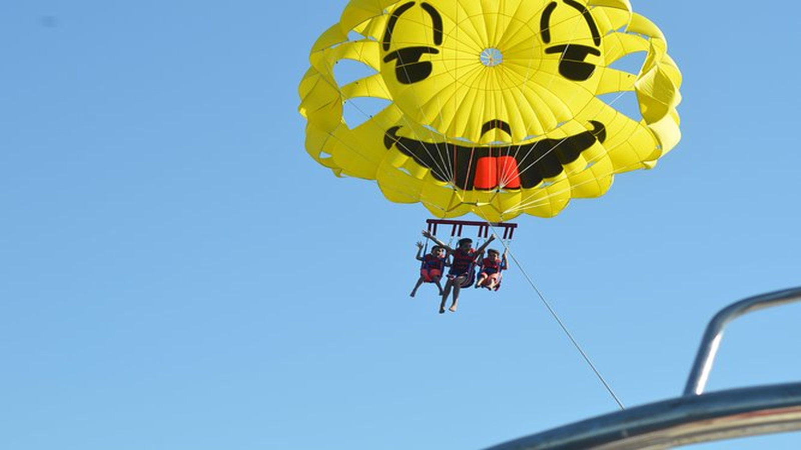 Hurghada Parasailing – Schweben über dem Roten Meer