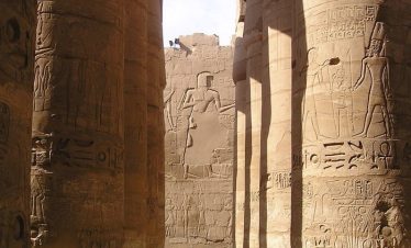 Privater Ausflug von Hurghada nach Luxor – Besuch des Karnak Tempels mit Guide